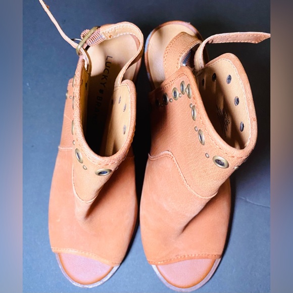 Lucky Brand Lorilla‎ Brown Leather Sling back Peep Toe Heels, 9 - Picture 1 of 4